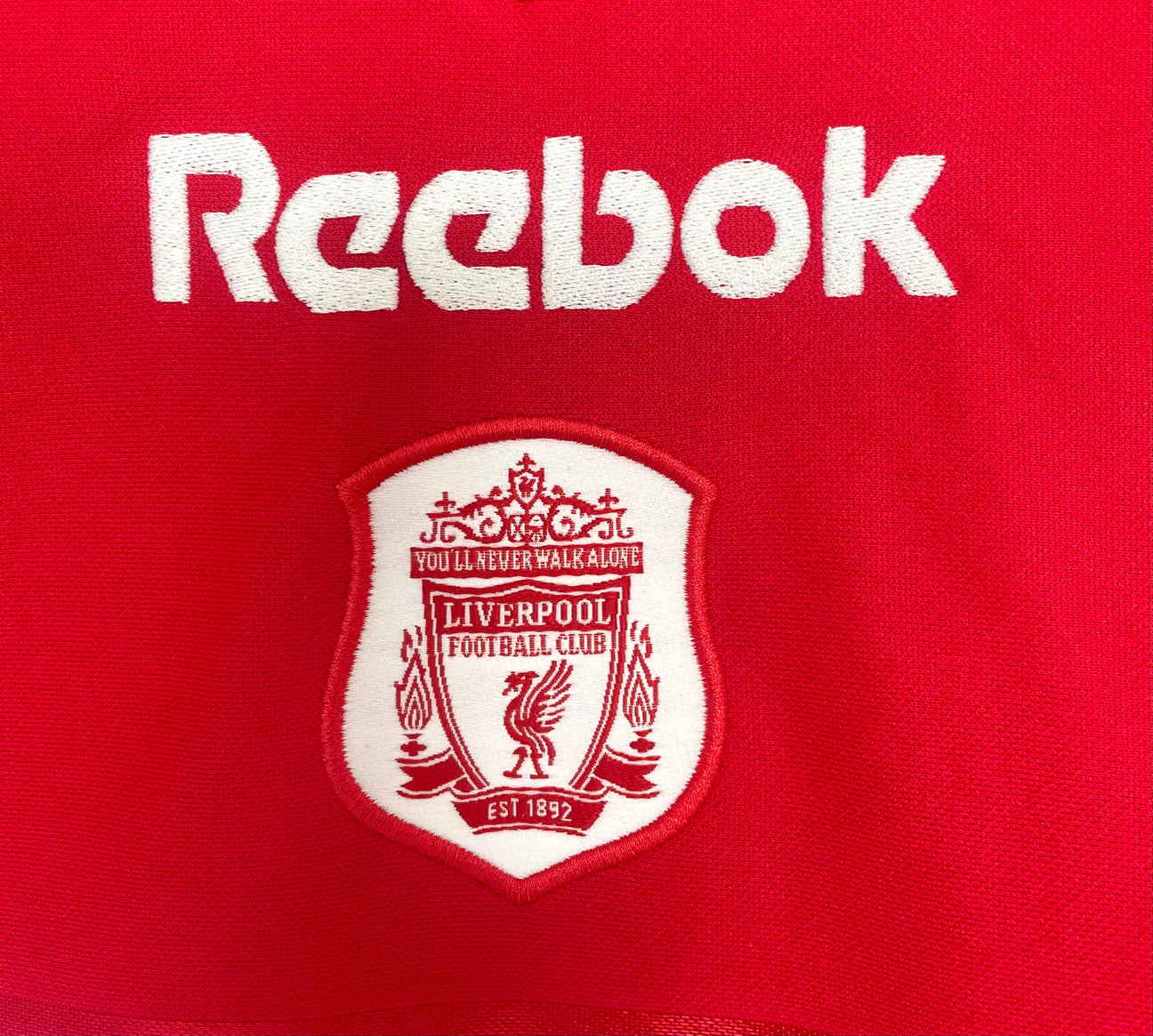 Liverpool Home - 2000-2001 - UEFA Cup Final - [Retro]